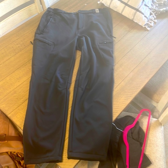 Men’s Black Fleece Lined Water-Resistant Hiking/outdoor pants - black - Sz L - Picture 2 of 8